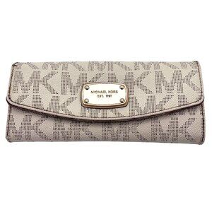 Michael Kors Jet Set Beige Monogram Continental Wallet Zip Around Compartments
